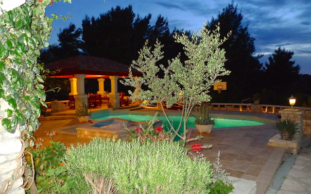Stone House Poplat Villa