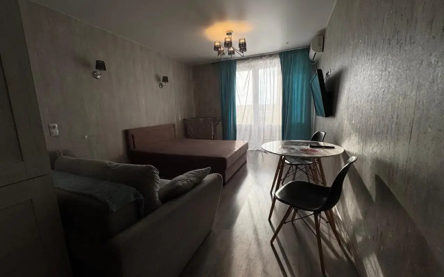 Studiya, Zaparina 111, 9 Etazh Flat