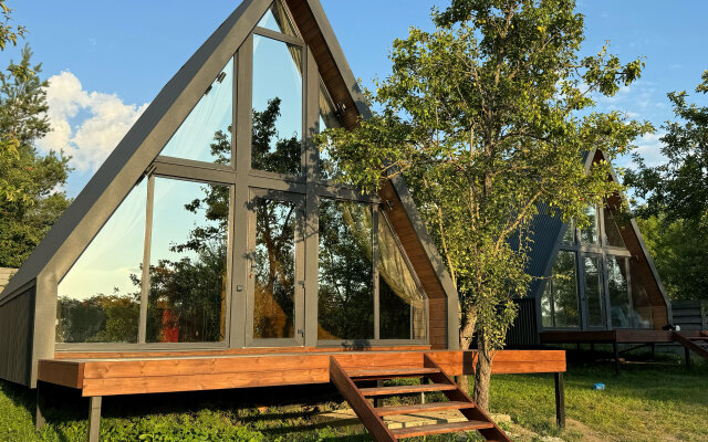 Yelan Glamping