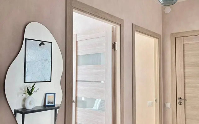 Uyutnaya Sovremennaya Odnushka U Aviadvigatelya Flat