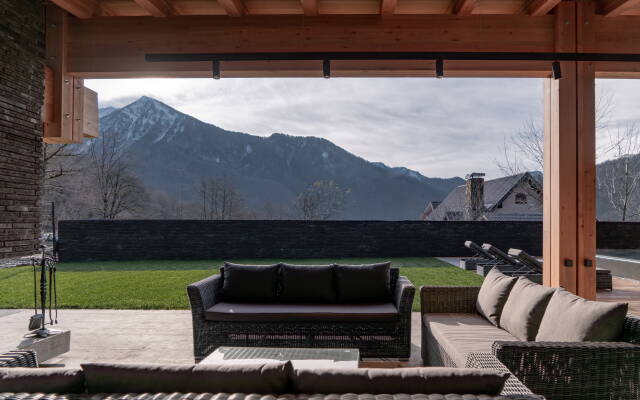 Fudzi Chalet