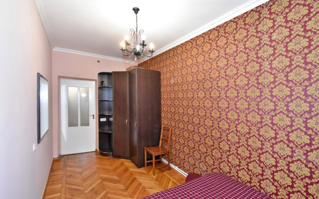 Metro 2 Flat