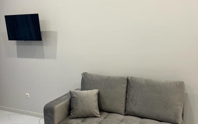 Apartamenty 3kh Mestnaya Studiya S Balkonom I Basseynom Apartments