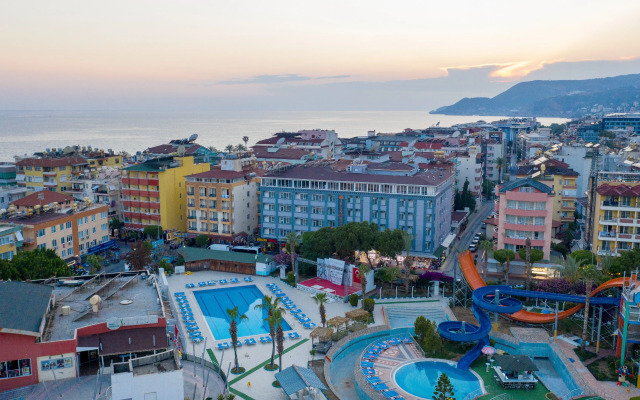 Aslan City Hotel
