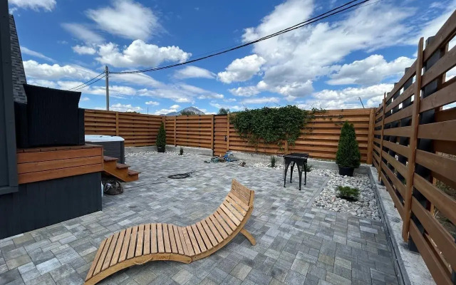 Barnhouse Alena_Aframe Chalet