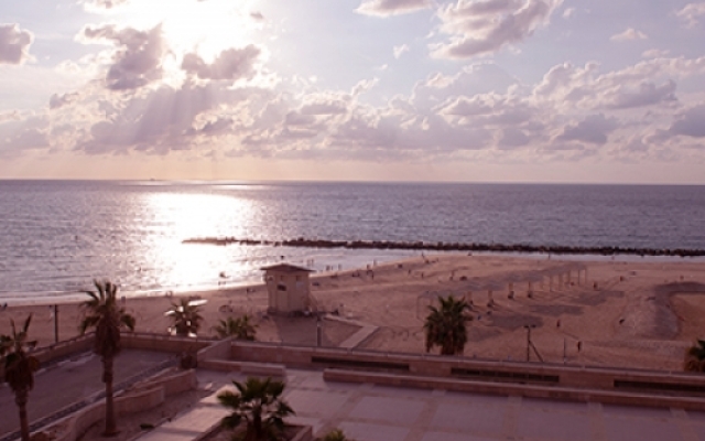 Luxury Suites by Notaly Ariel - Carmel Beach Apartments