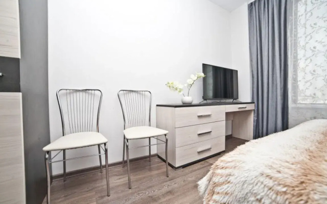 Maryin Dom na Malysheva, 42a Apartmemts