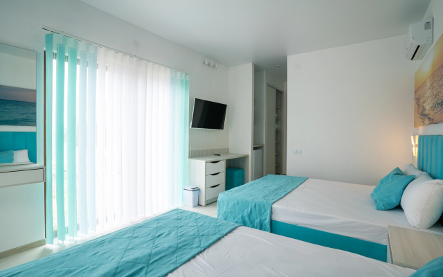 Семейный отель АзовЛенд