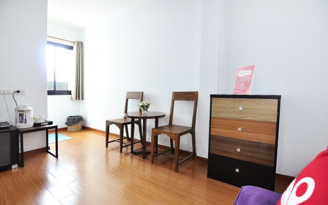 ZEN Rooms Suthisan Hotel