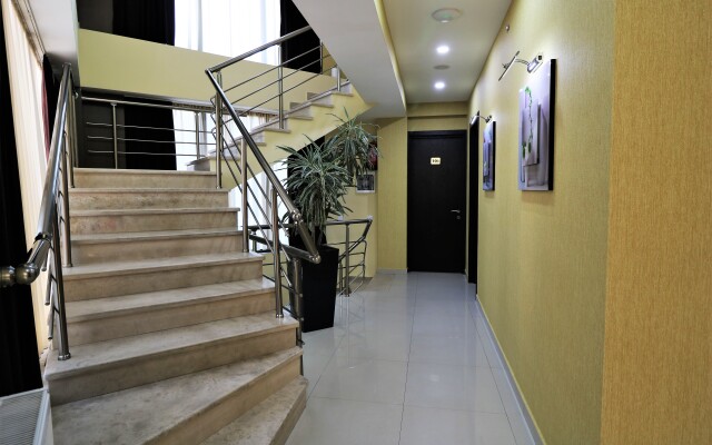 East Gate Boutique-Hotel
