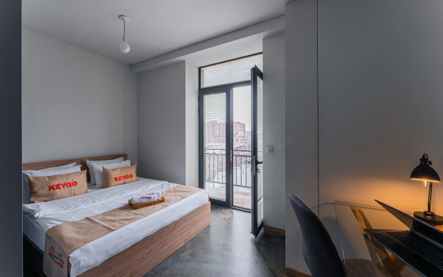 KeyGo #0119, 2 Bedroom, Cascade Apartments
