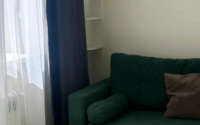 Green Apartment Ryadom S Tsentrom Flat
