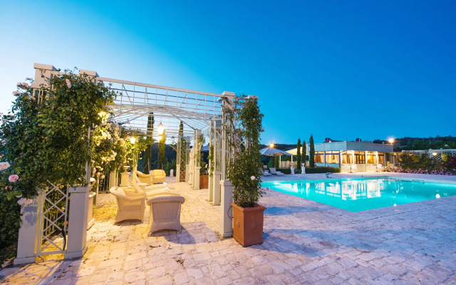 Отель Relai Sassa al Sole