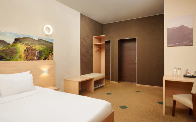 AurA Aquarelle Hotel