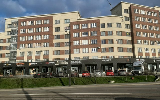 Rybnaya Derevnya Vid Na Reku Mezhdu Dvukh Mostov Apartments