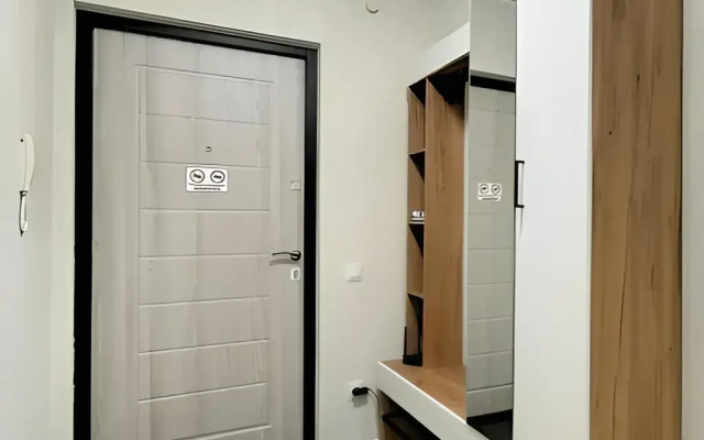 Marat Home Prospekt Stroiteley 70 Flat