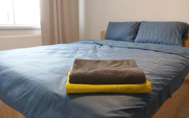 Vdali ot Suety Apartments