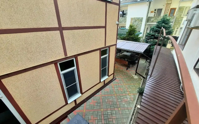 Gostevoy Dom Kurzal Guest House