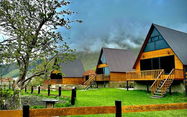 Hillside Kazbegi Apartments