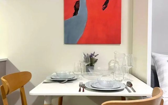 Studio Flow Apartments