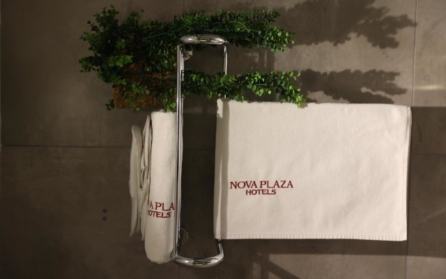 Nova Plaza Crystal Hotel & Spa