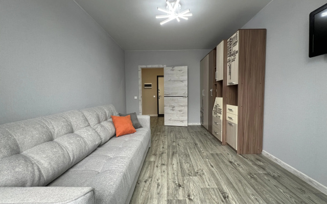 Квартира Евро 3-ком на Смирнова 3 (кв. 185)