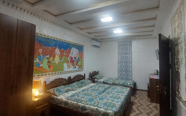 Gulnaraxanum Hotel