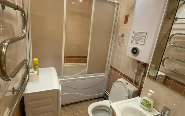 Апартаменты с 1 Комнатой с Красивым Ремонтом и Видом на Город (КВАРТИРА51)