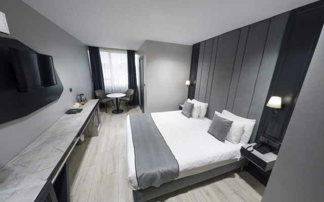 Express Plus Hotel