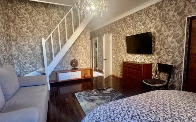 Na Pereulke 1-Y Postovoy 6 Private house