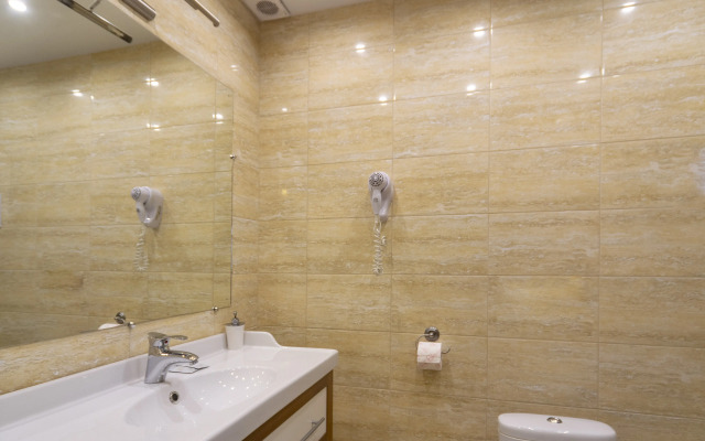 Vip Khaus Hotel