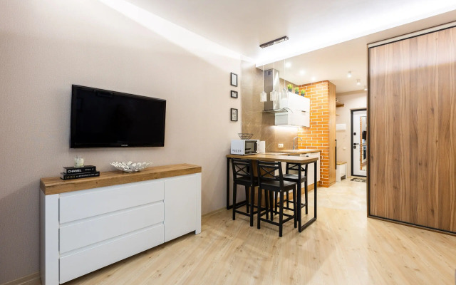 Uyutnaya Studiya V Zhk "minsk Mir" (dom "nitstsa") Apartments