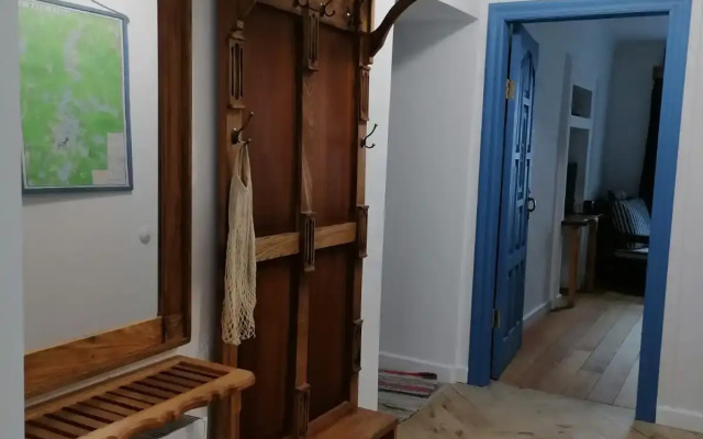 Частный дом Дом с мезонином на озере Селигер