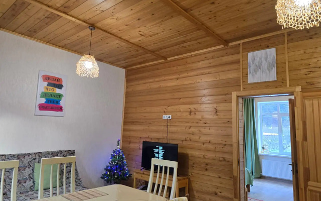 Квартира с видом на горы на улице Энгельса 15