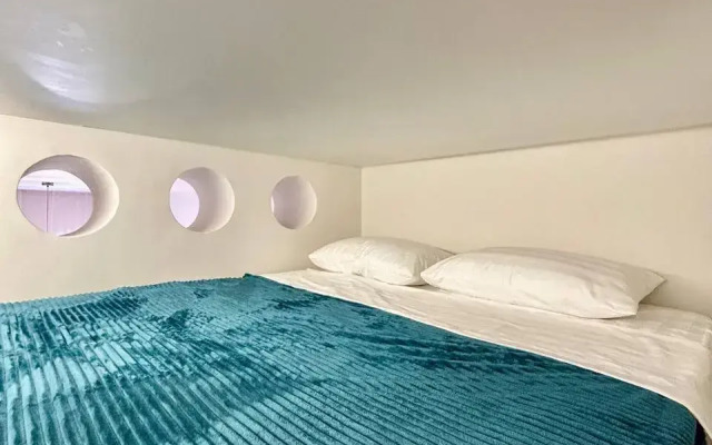 Studio Flow Apartments