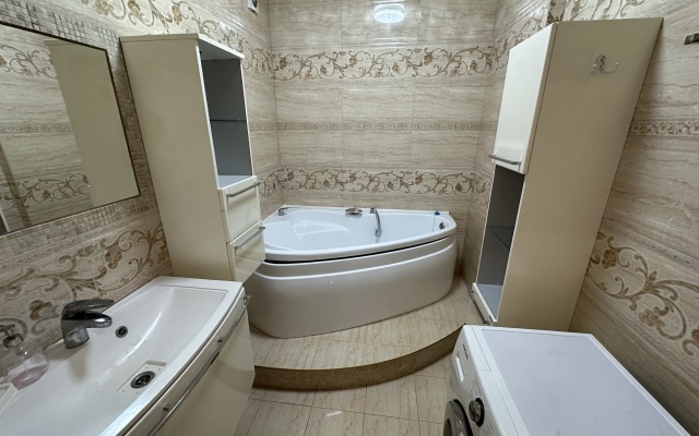 Квартира Просторная в 10 минутах от набережной