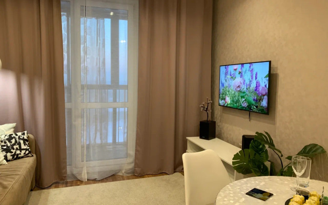 LifeHome Na Ivanova 1 Apartments