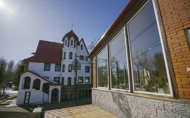 Co Svoim Bannym Kompleksom I Baccejnom Private House