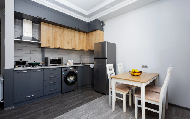 Keygo 0197 Ryadom S Parkom Imeni Diany Abgar Apartments