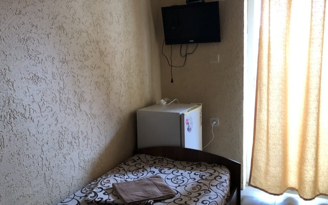 Chernomorsk Guest House