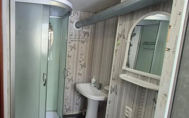 Odnokomnatnaya Standart na Oktyabrskoy 21 ot Piligrim kmv Flat