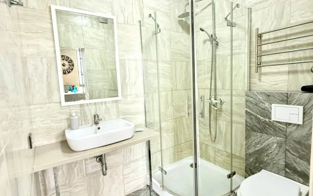 Апартаменты 1411 Верхнеторговая площадь 4