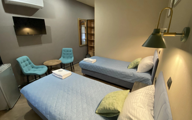 Апартаменты студия 3 Дворик Друзей