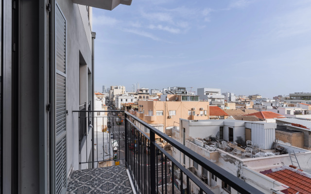Blueground at Florentin ID44 Apartments