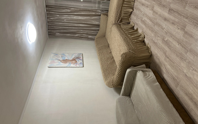 2-Komnatnye Cherez Dorogu ot Avtovokzala! Apartment