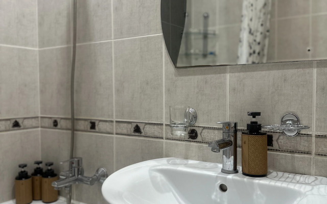 Квартира Уютная в Тихом Районе Города