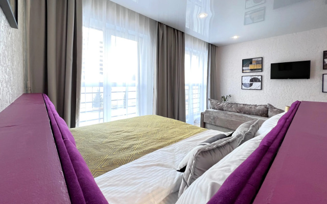 Studiya U Samogo Berega Reki Apartments