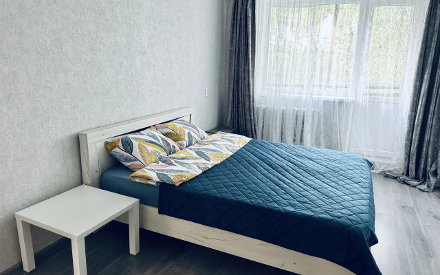 V Tsentre Ryadom s Naberezhnoy i Dostoprimechatelnostyami Flat