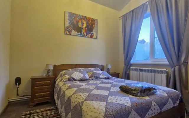 Частный дом по улице Центральной