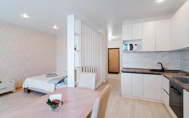 Studiya V Samom Tsentre Levogo Berega Irtysha Apartments